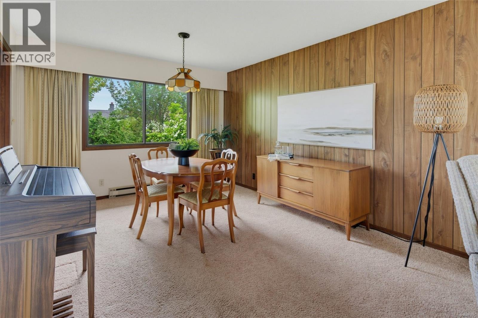  1655 Hybury Place, Saanich