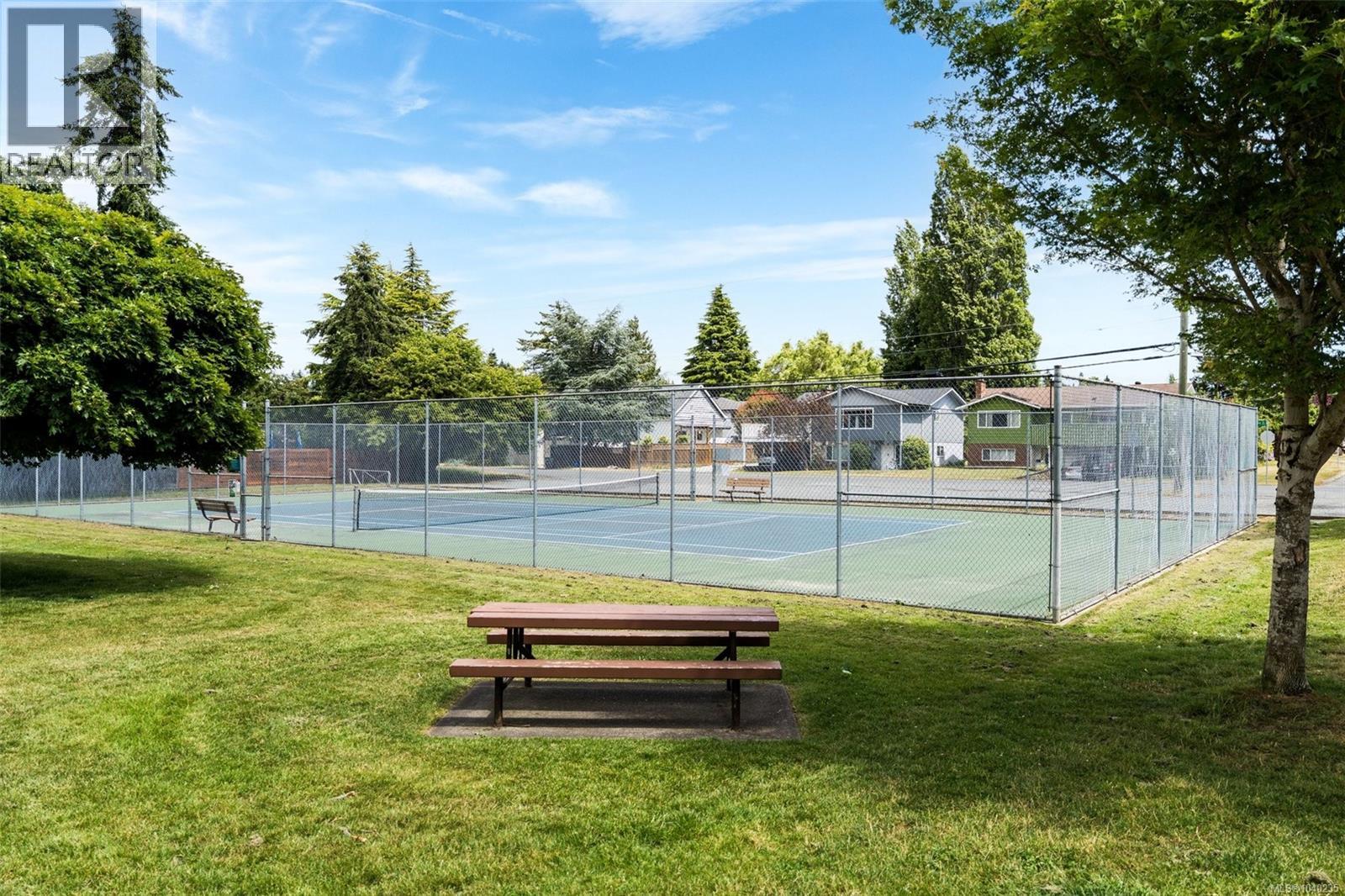  1655 Hybury Place, Saanich
