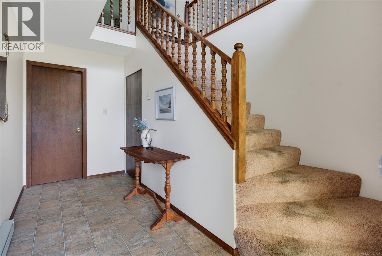  1655 Hybury Place, Saanich