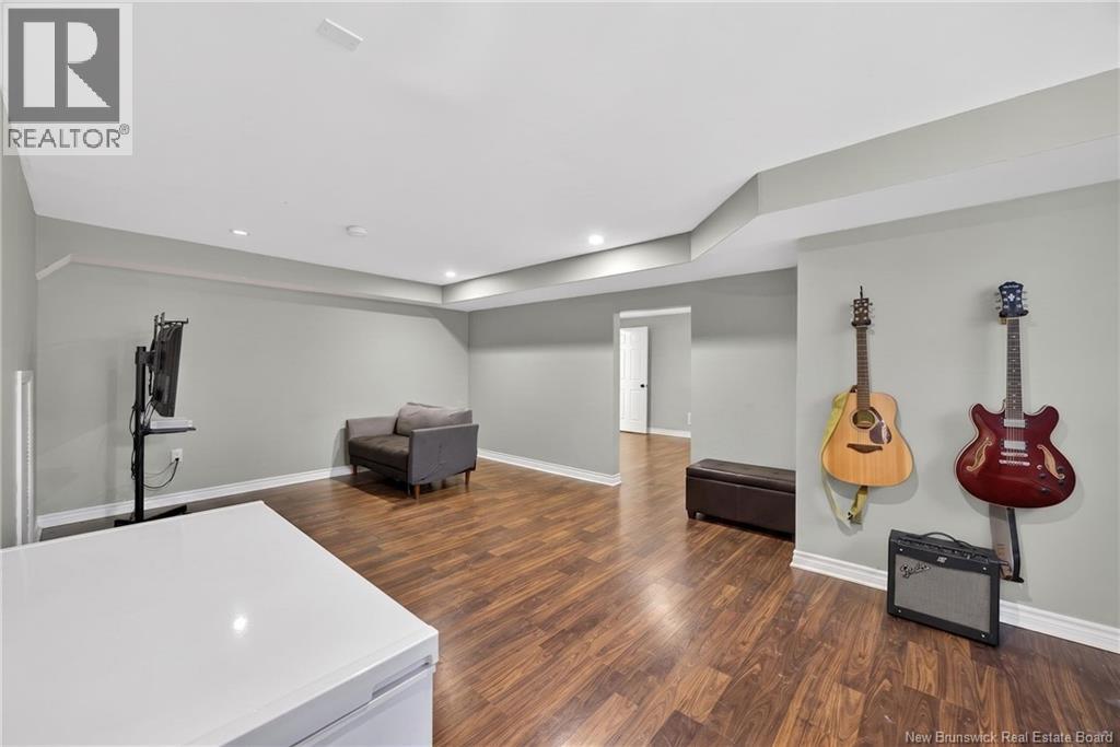 91 Maclean Court - 35