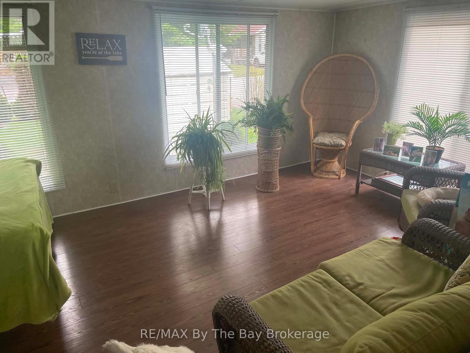 1 WHITE PINES TRAIL - 13