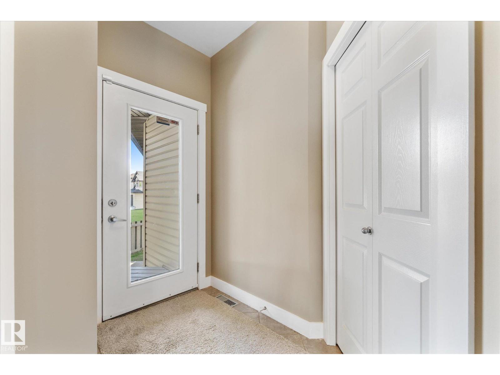 488 MACEWAN RD SW - photo 3