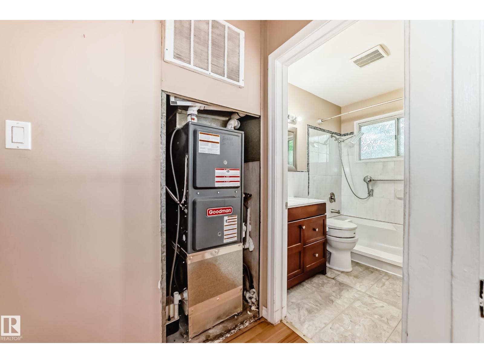 13215 132 AV NW - 23