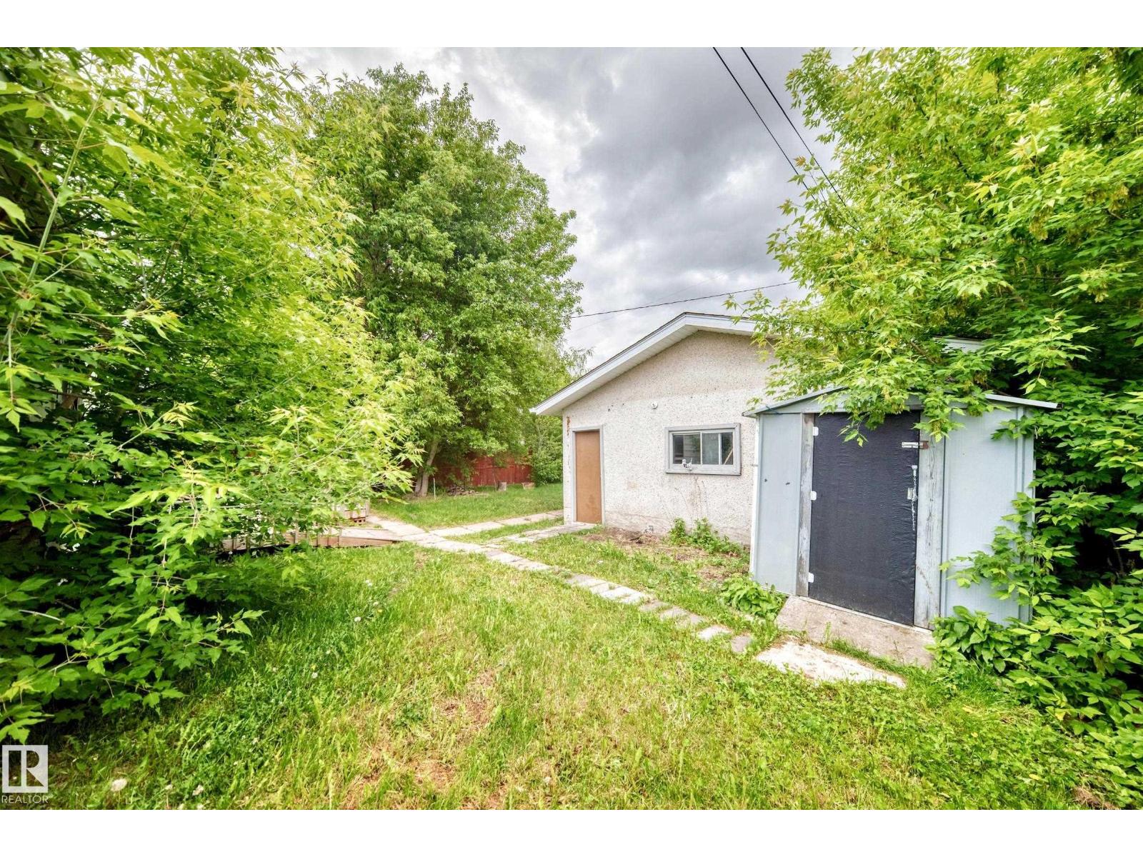 13215 132 AV NW - 30