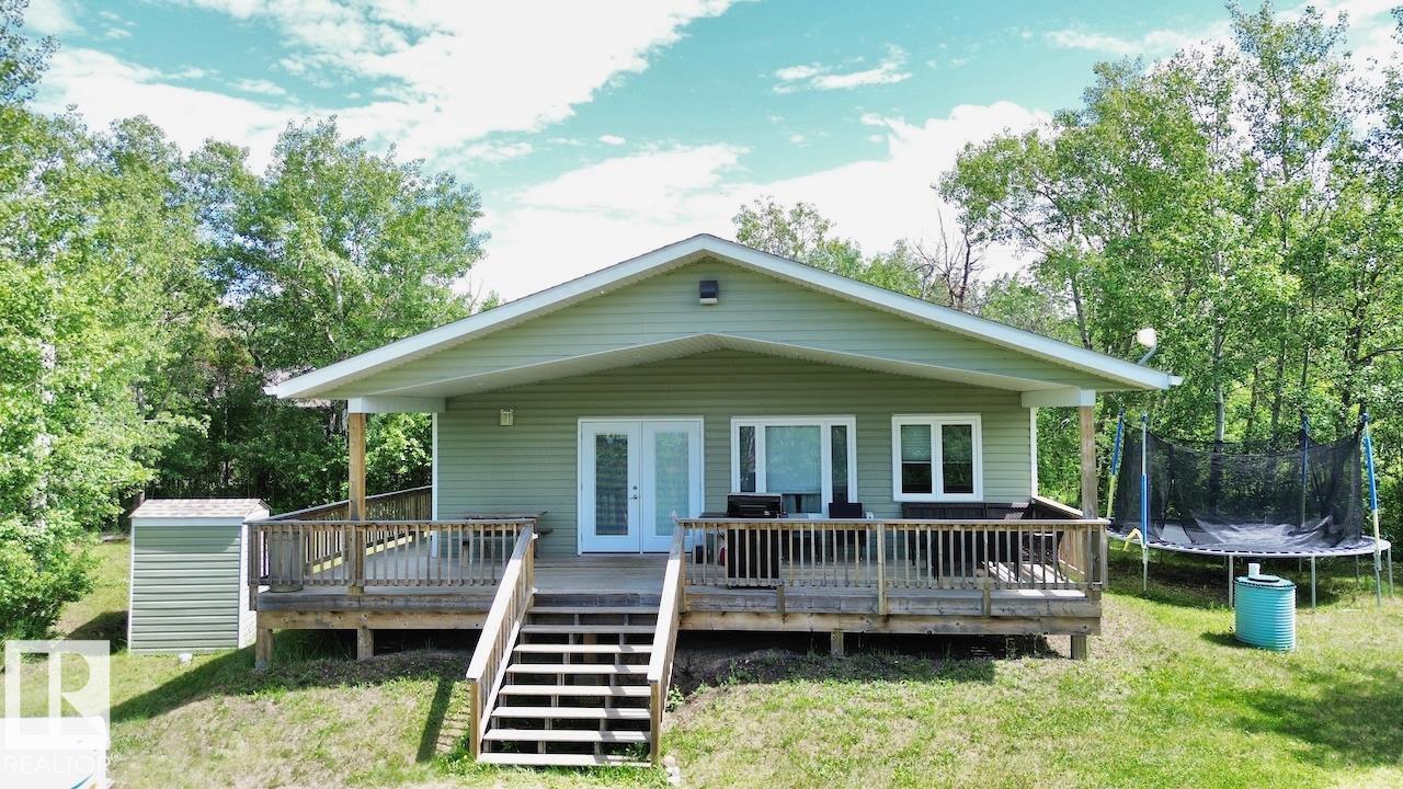 4 Kaylee Crescent WHITE SANDS - 2