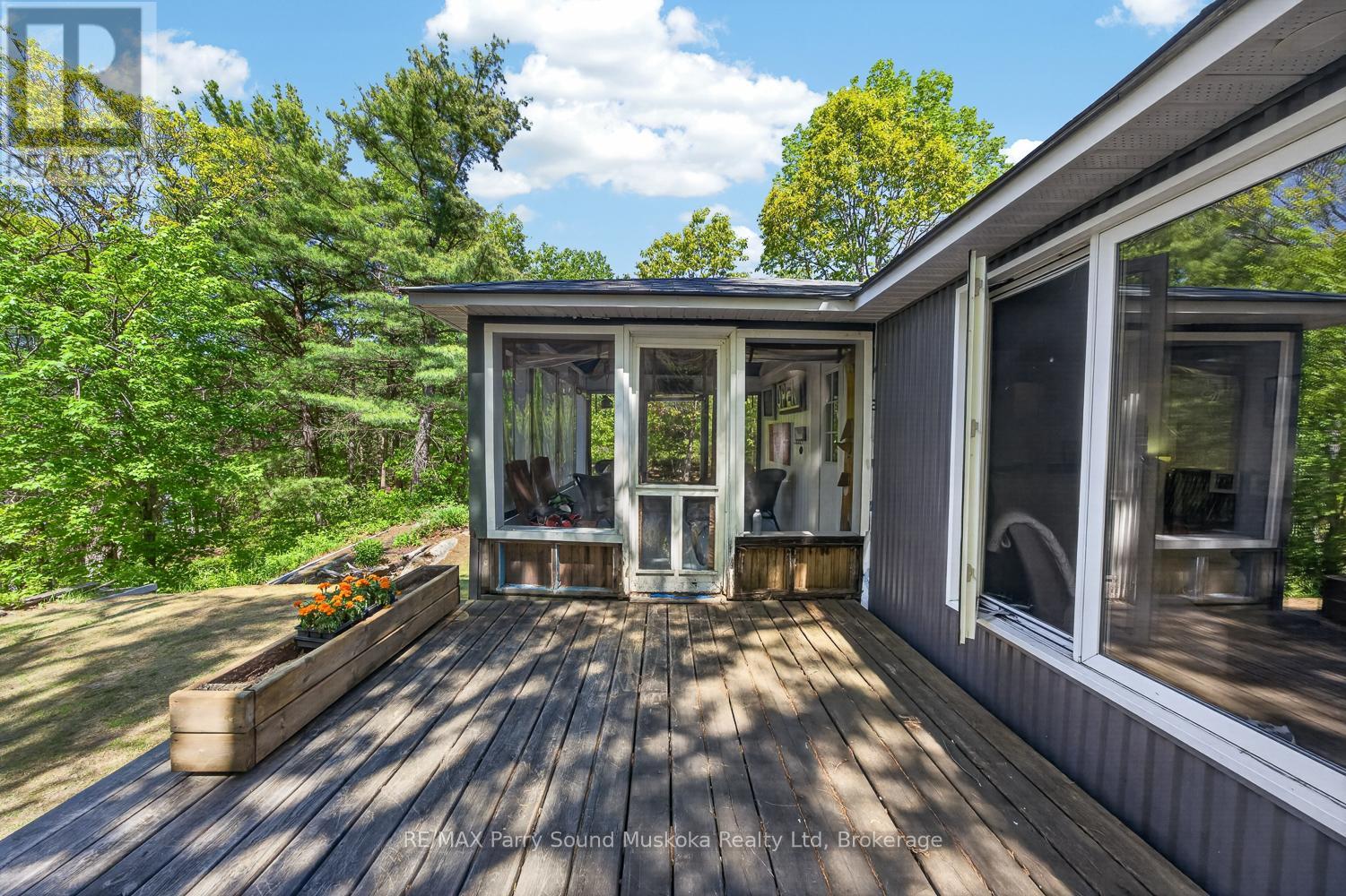 130 HEALEY LAKE WATER - 16