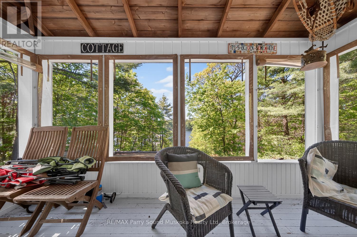 130 HEALEY LAKE WATER - 18