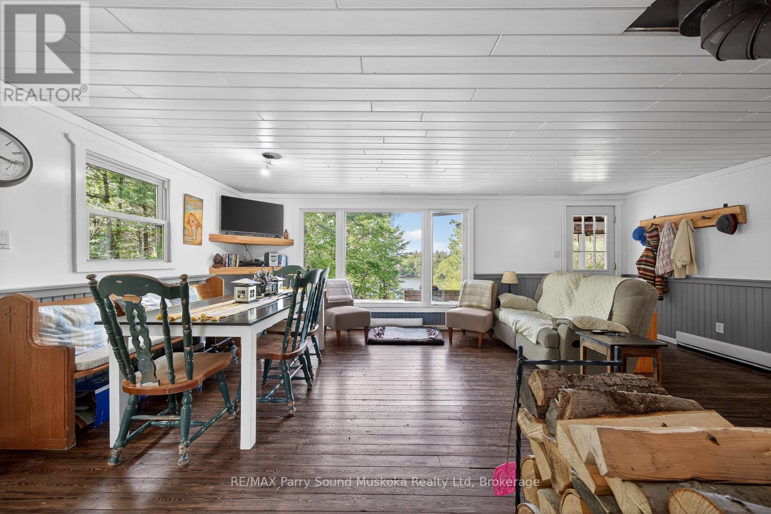 130 HEALEY LAKE WATER - 25
