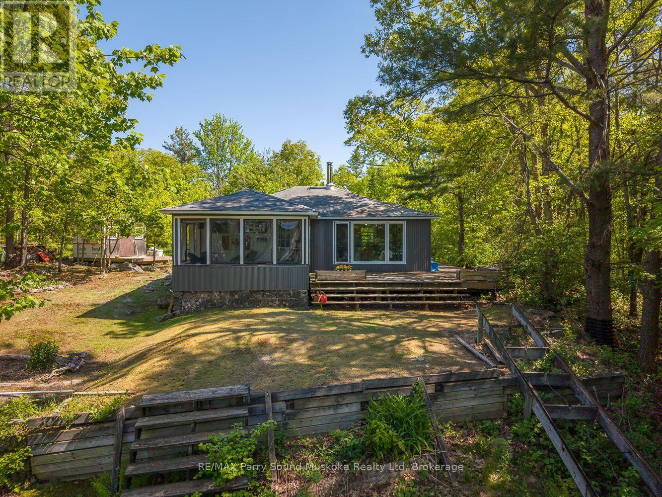 130 HEALEY LAKE WATER - 38