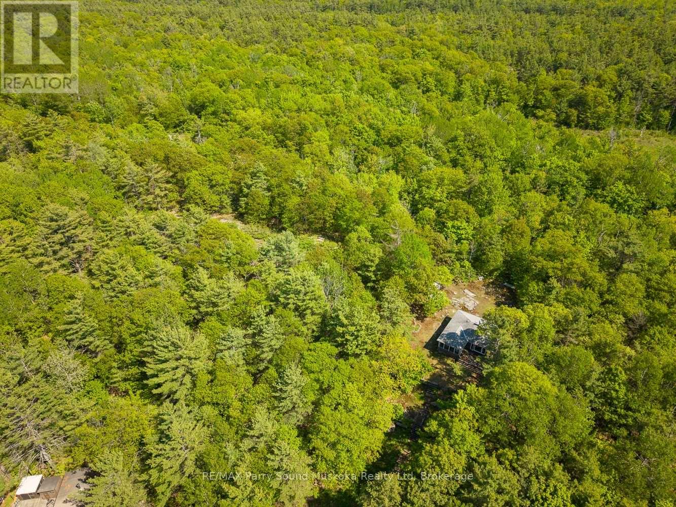 130 HEALEY LAKE WATER - 40