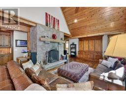 Bedroom 2 - Unit #9 - 4805 Muskoka Road 169 Highway E, Muskoka Lakes, ON P0C1H0 Photo 14