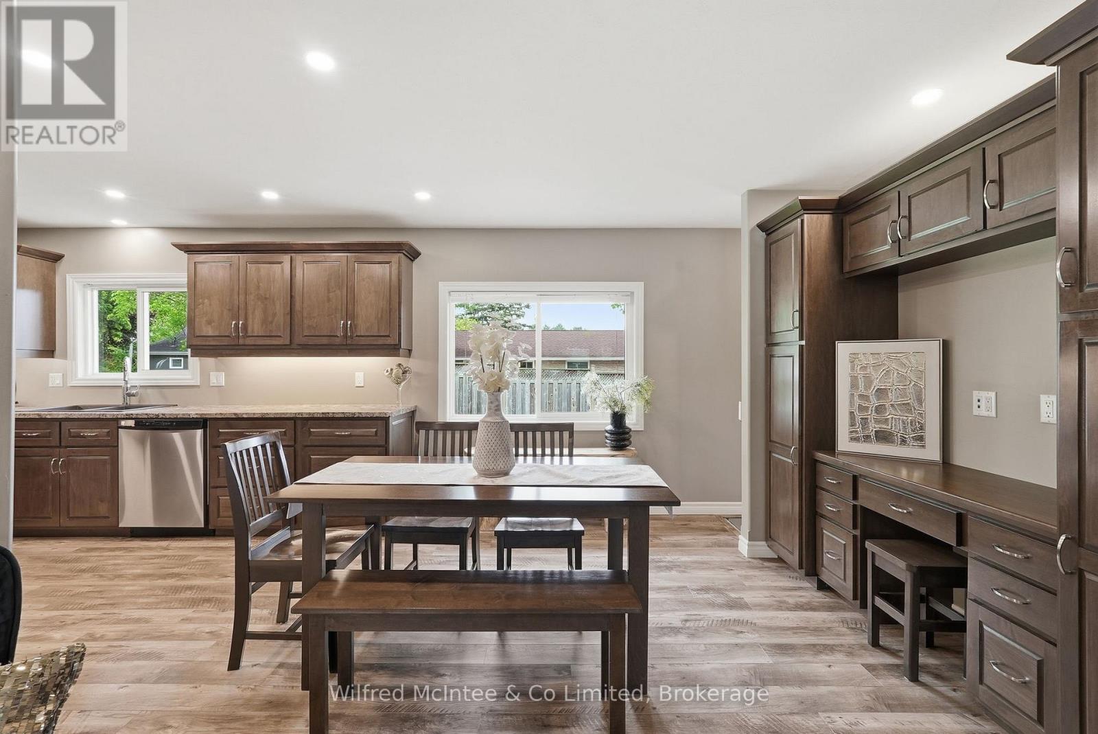 322 THOMAS STREET - 14