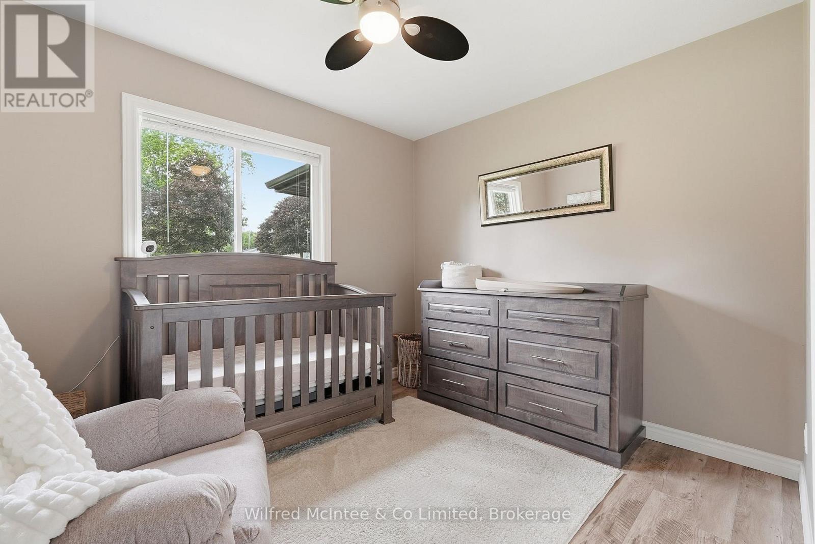 322 THOMAS STREET - 23