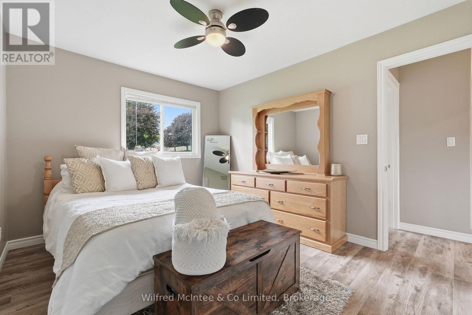 322 THOMAS STREET - 25
