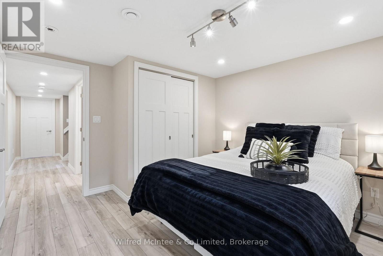 322 THOMAS STREET - 34