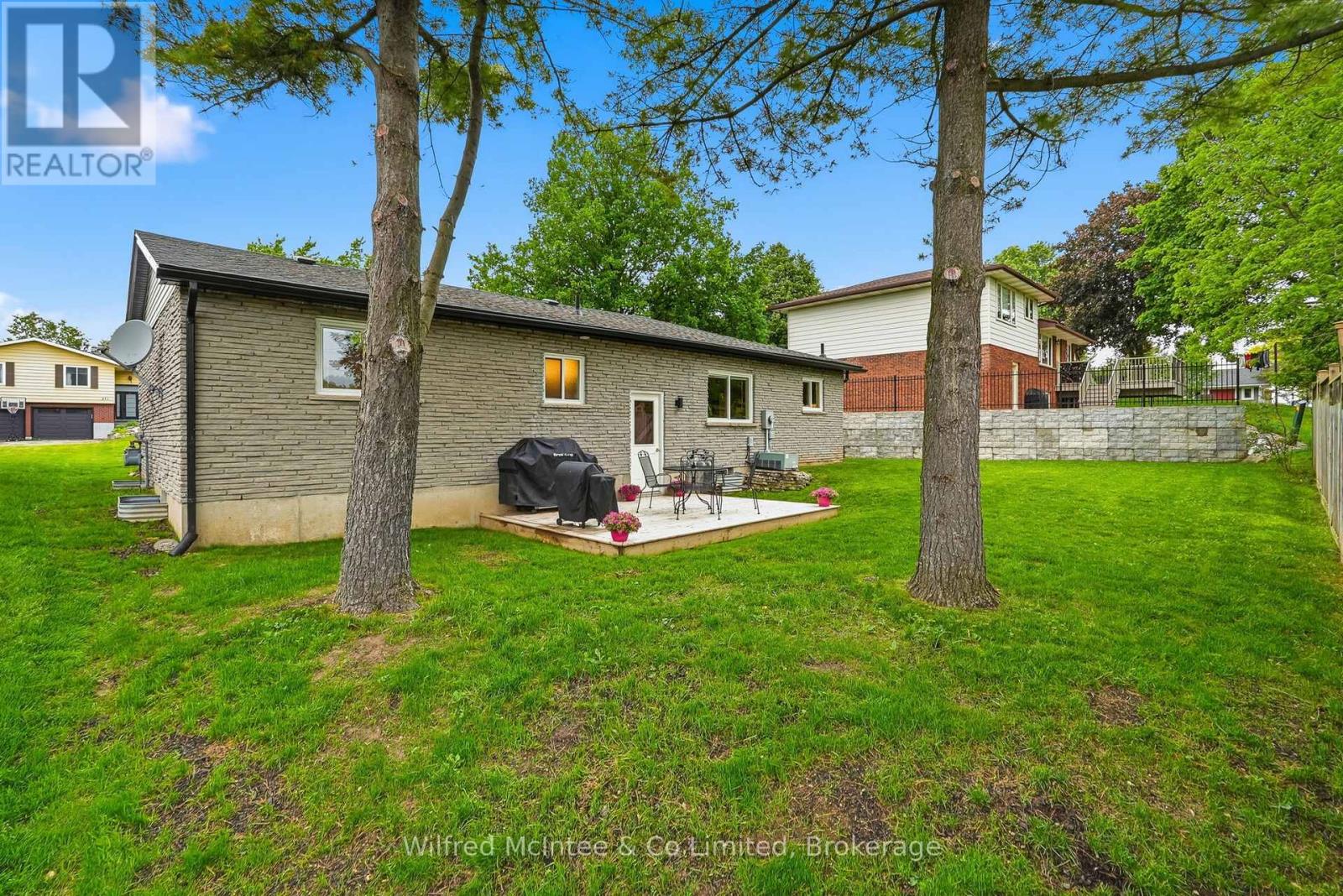 322 THOMAS STREET - 43