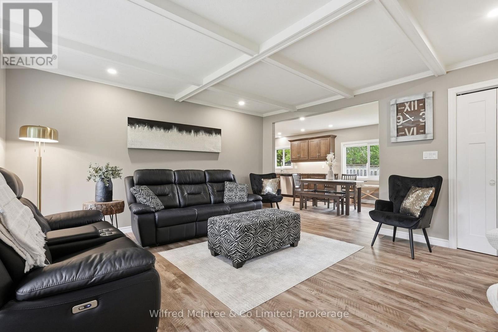 322 THOMAS STREET - 7