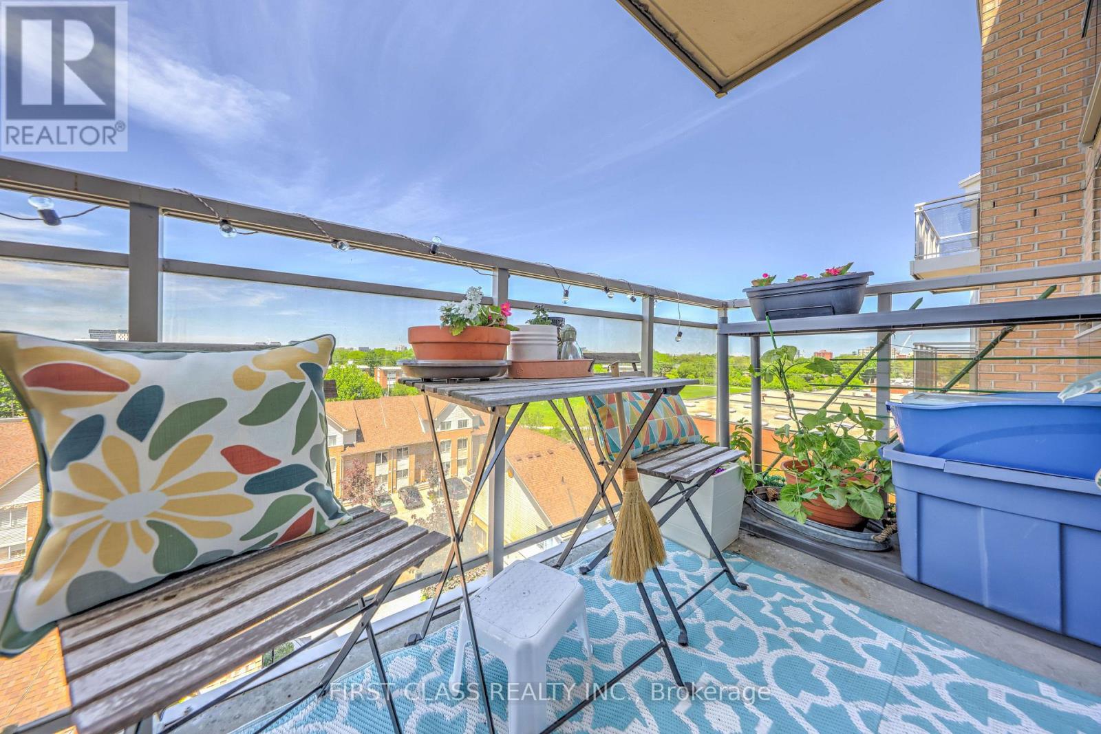 #725 650 LAWRENCE AVENUE W - 19