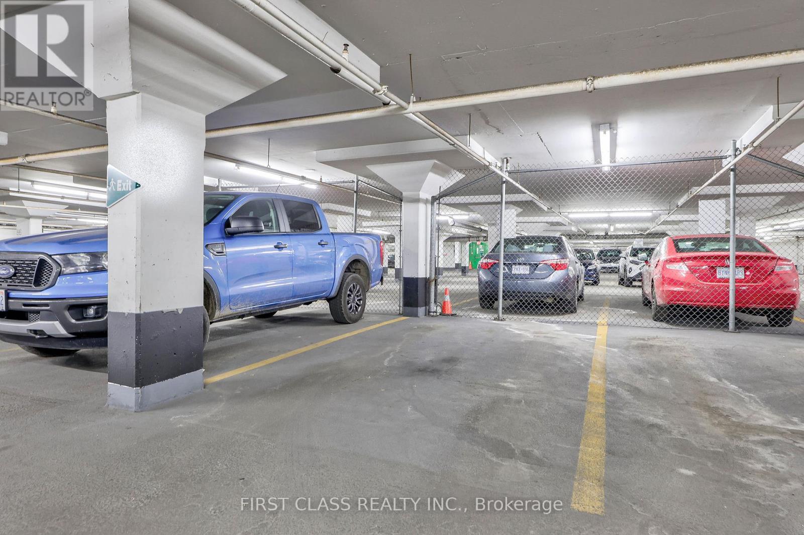 #725 650 LAWRENCE AVENUE W - 23