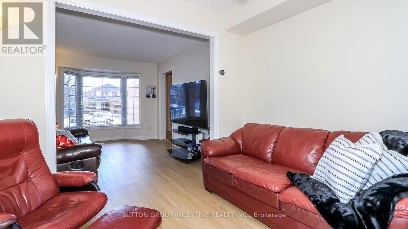 62 BIRCHWOOD DRIVE - 6