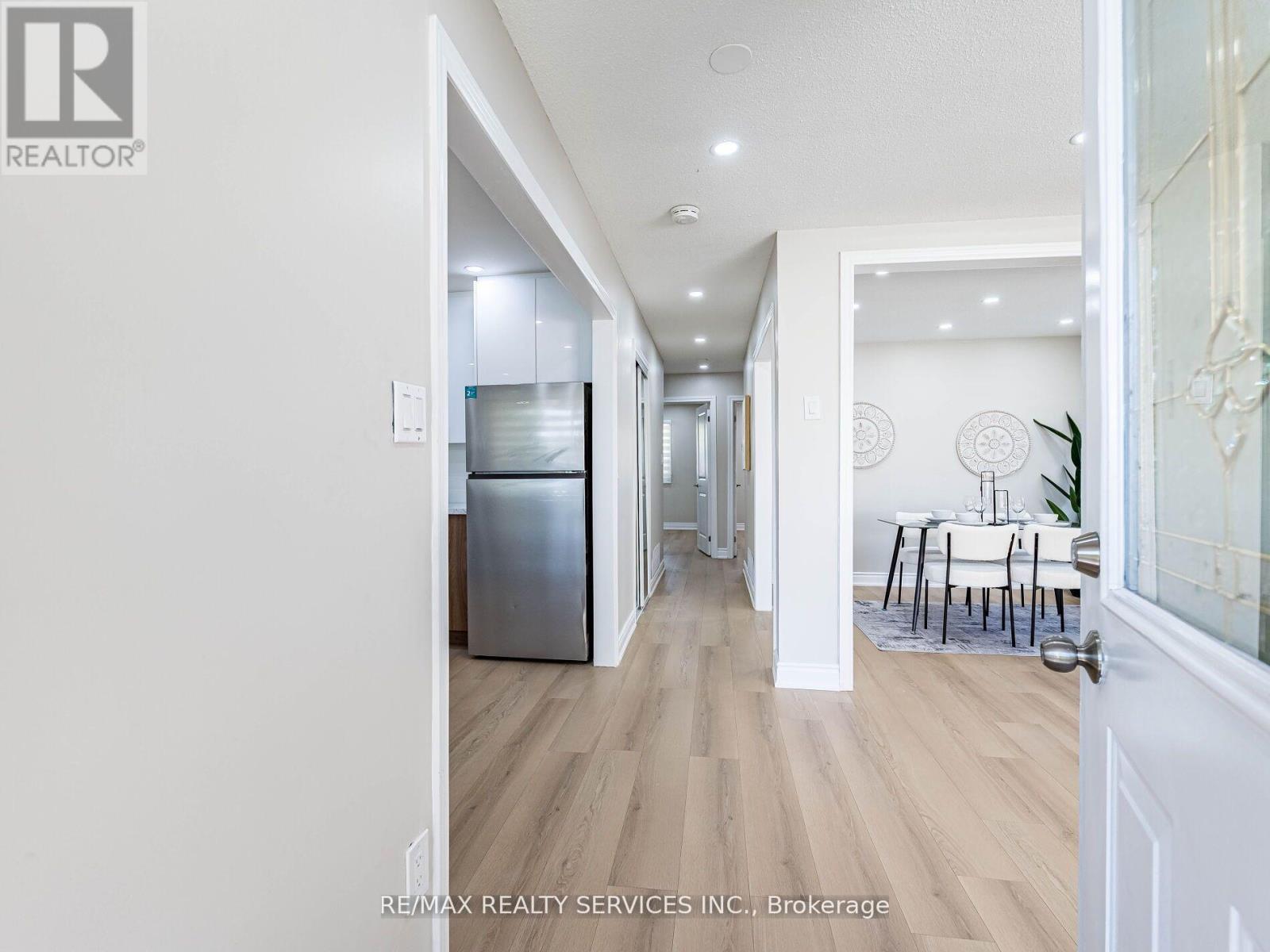32 MADOC DRIVE - 4