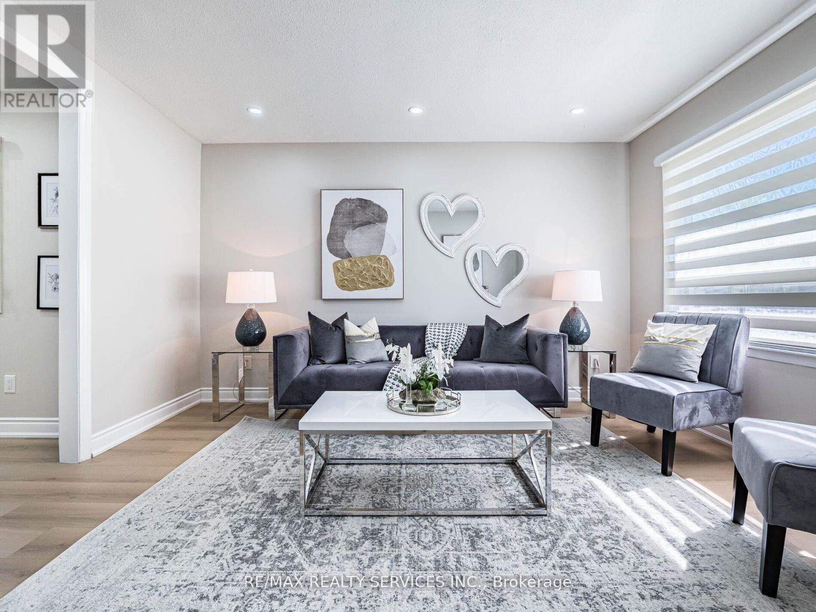 32 MADOC DRIVE - 9