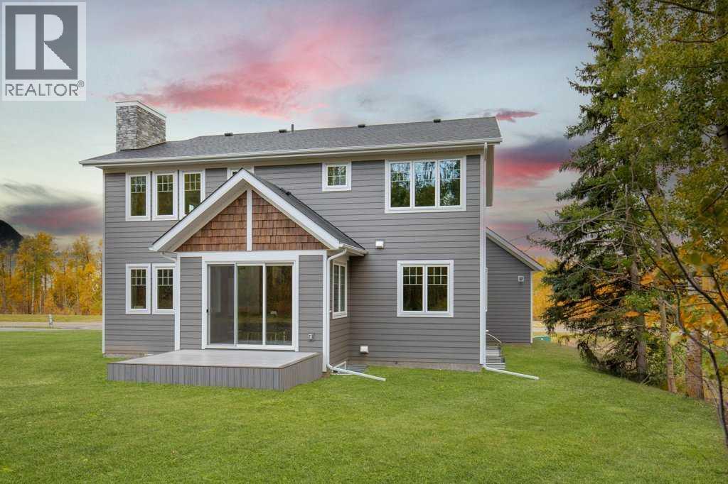 182 Slopeside Drive - 3