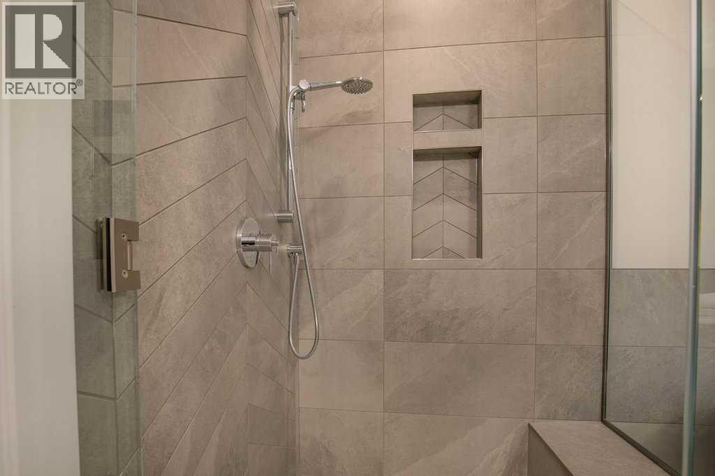 182 Slopeside Drive - 41