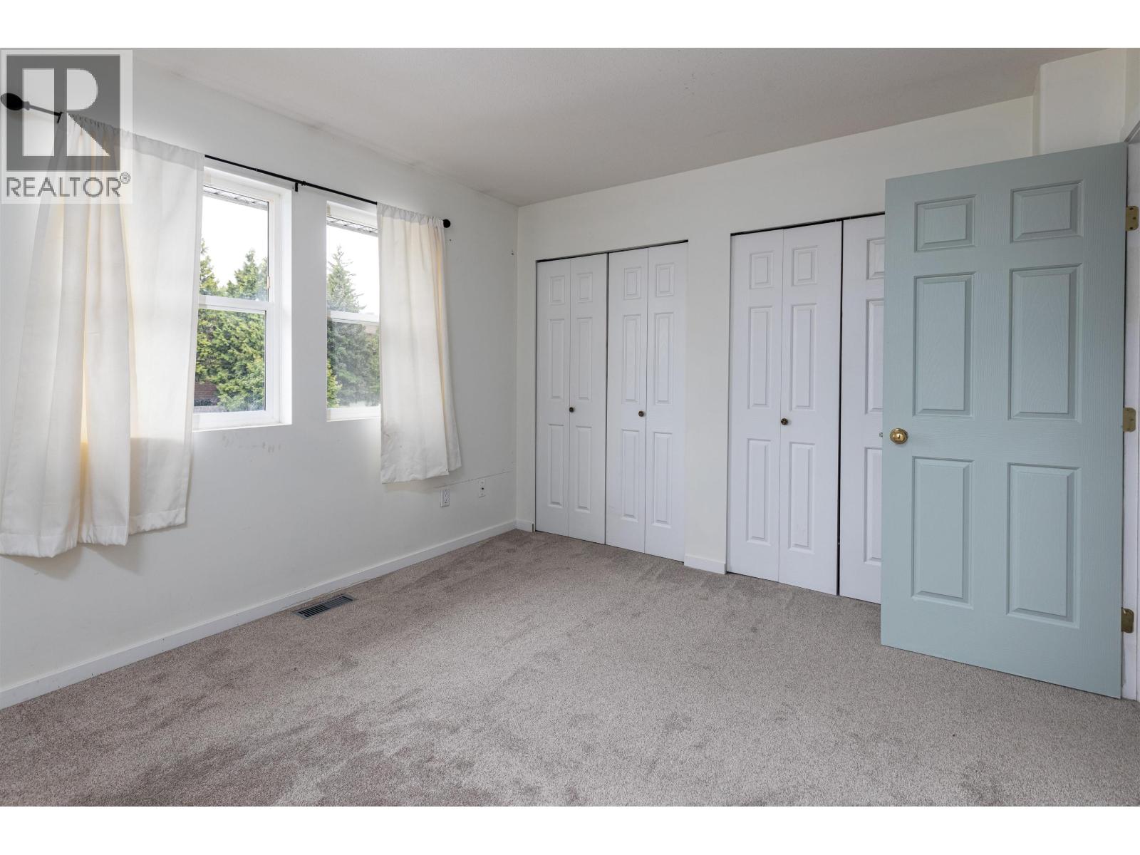 #101 4822 LAZELLE AVENUE - 11