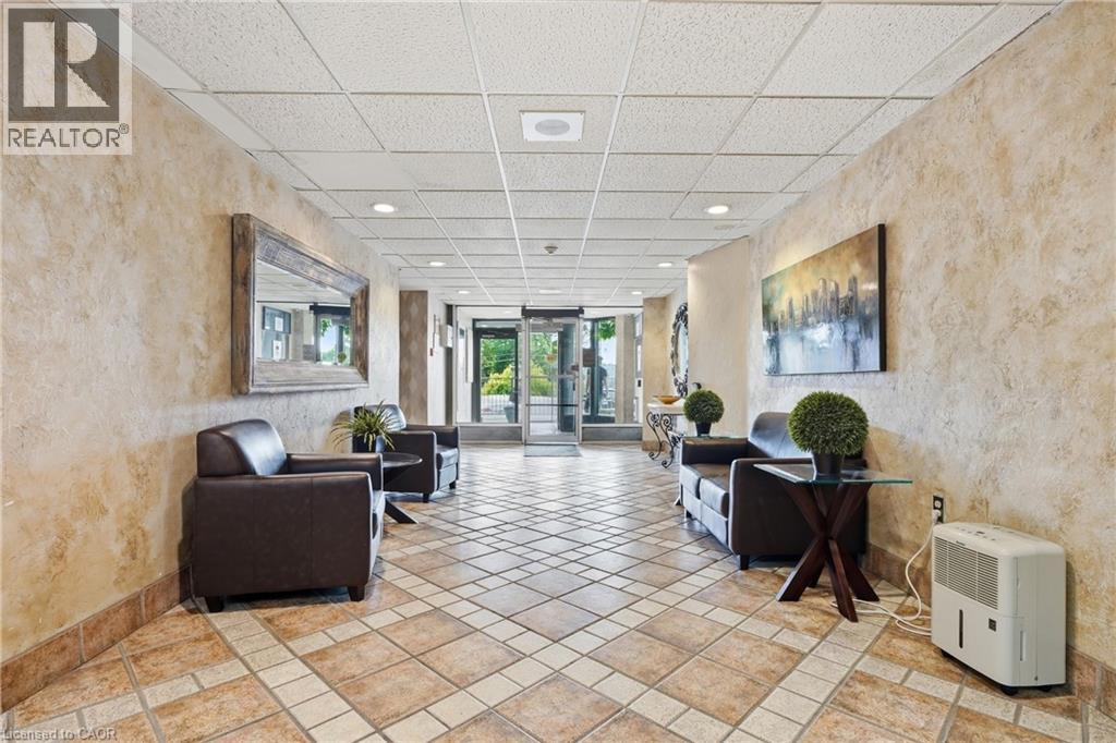 #1012 55 GREEN VALLEY Drive - 32