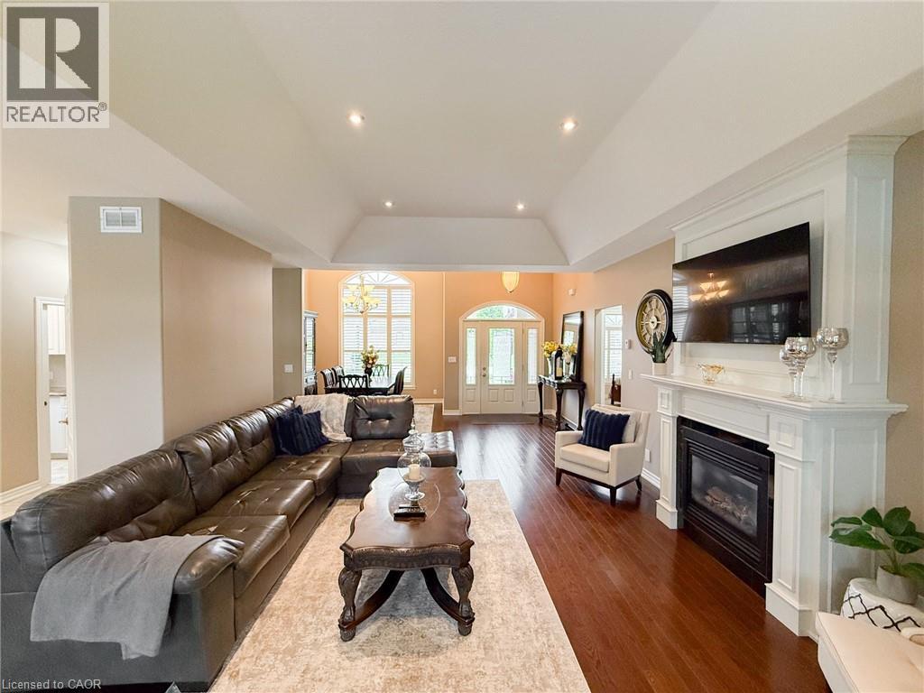 4-bedroom home for sale at 69 TAN Avenue, Waterford ON · photo 13 of 51