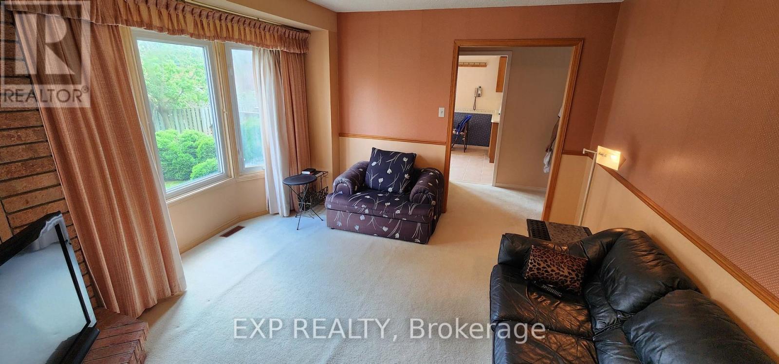 39 TIMBERMILL CRESCENT - 13