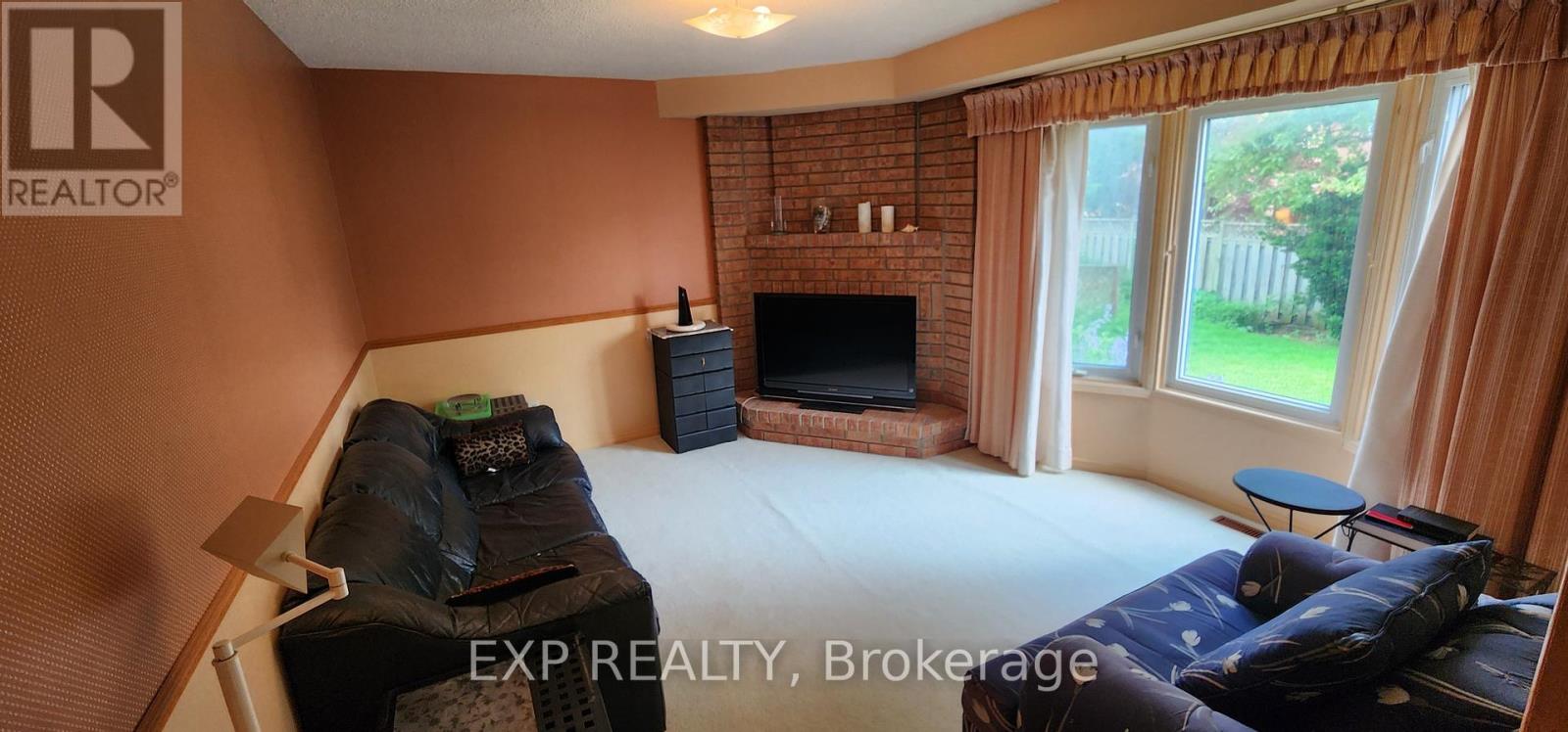 39 TIMBERMILL CRESCENT - 14