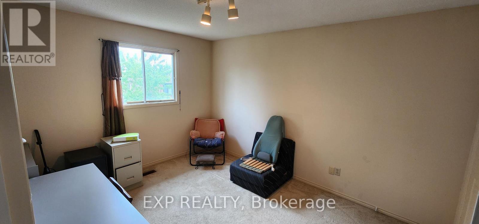 39 TIMBERMILL CRESCENT - 26