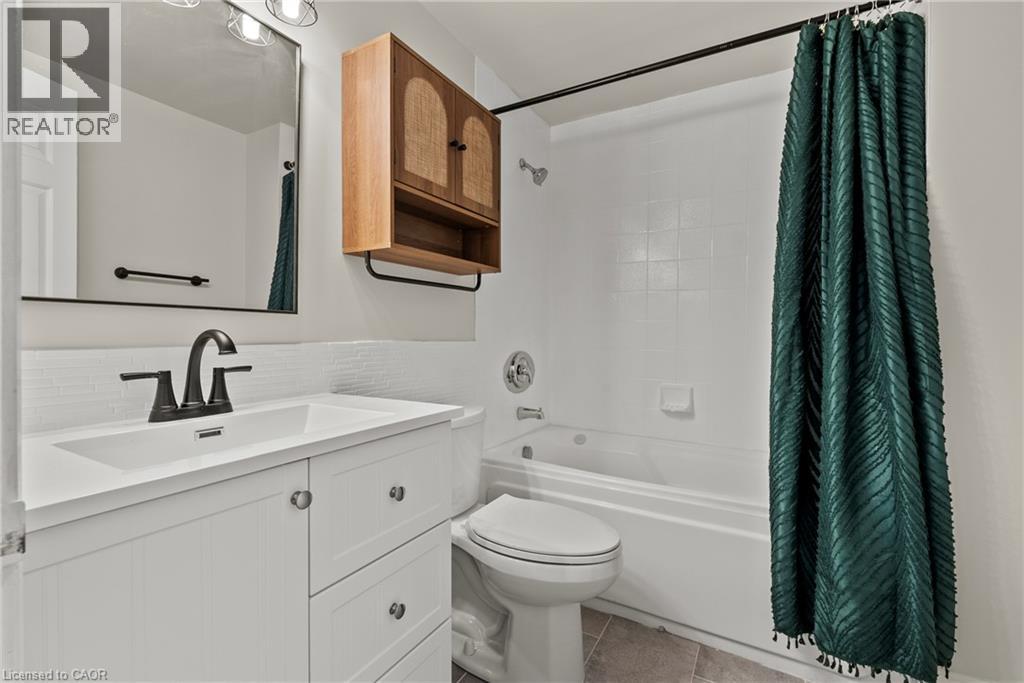 #1402 36 JAMES Street S - 20