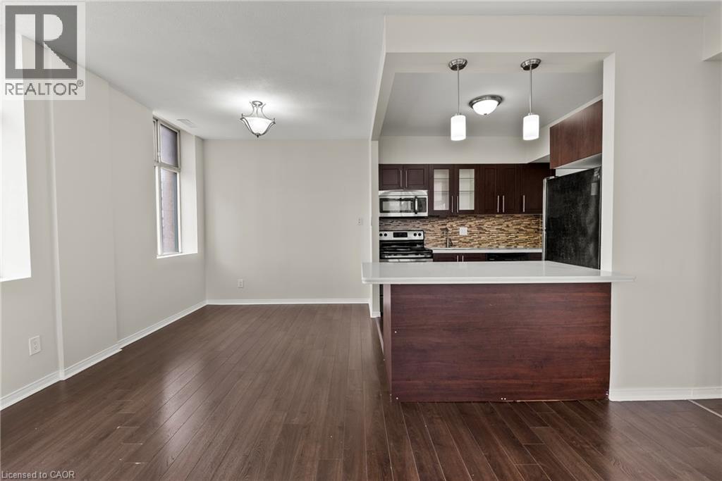 #1402 36 JAMES Street S - 4