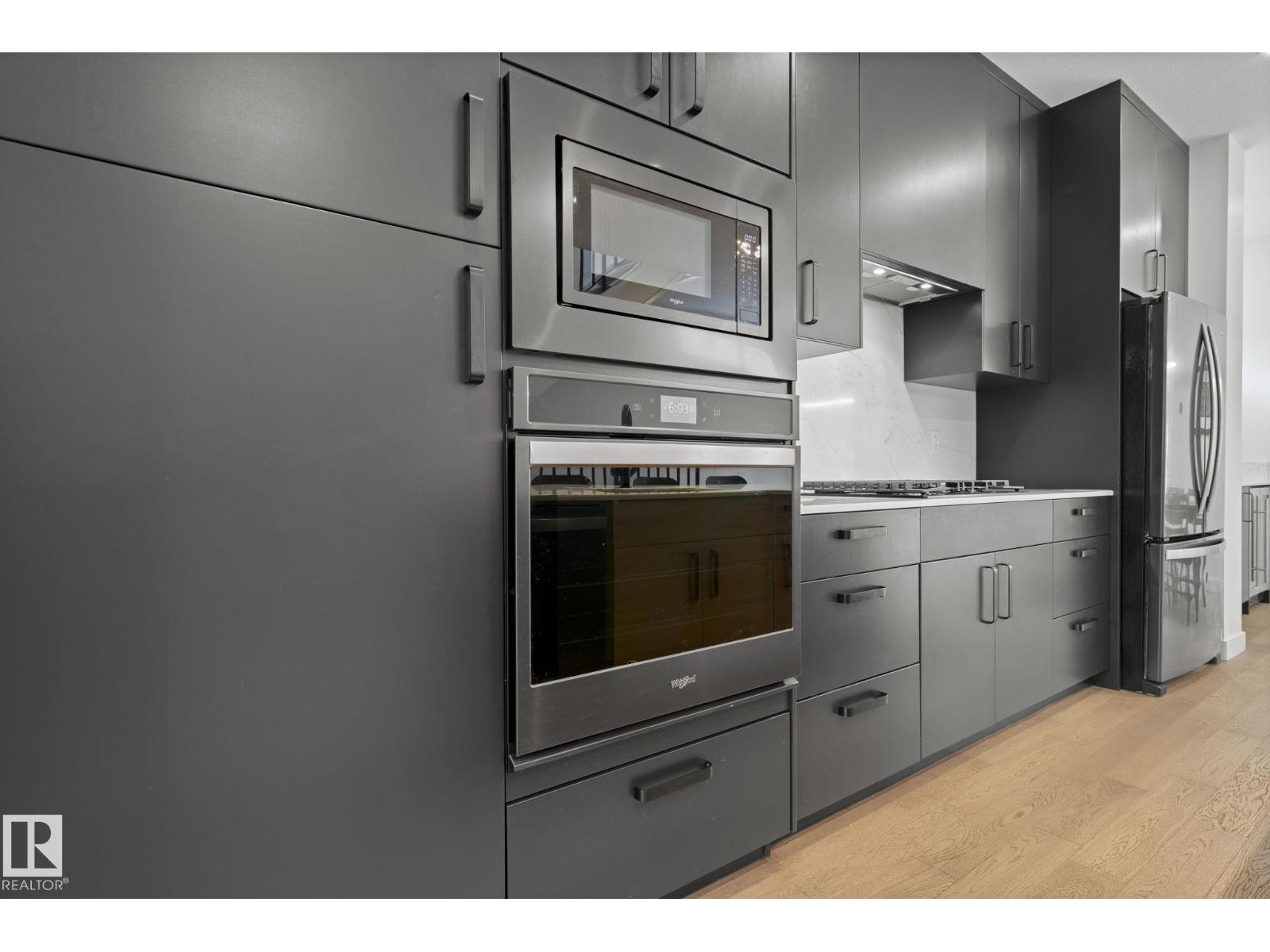 9138 71 AV NW — photo 20