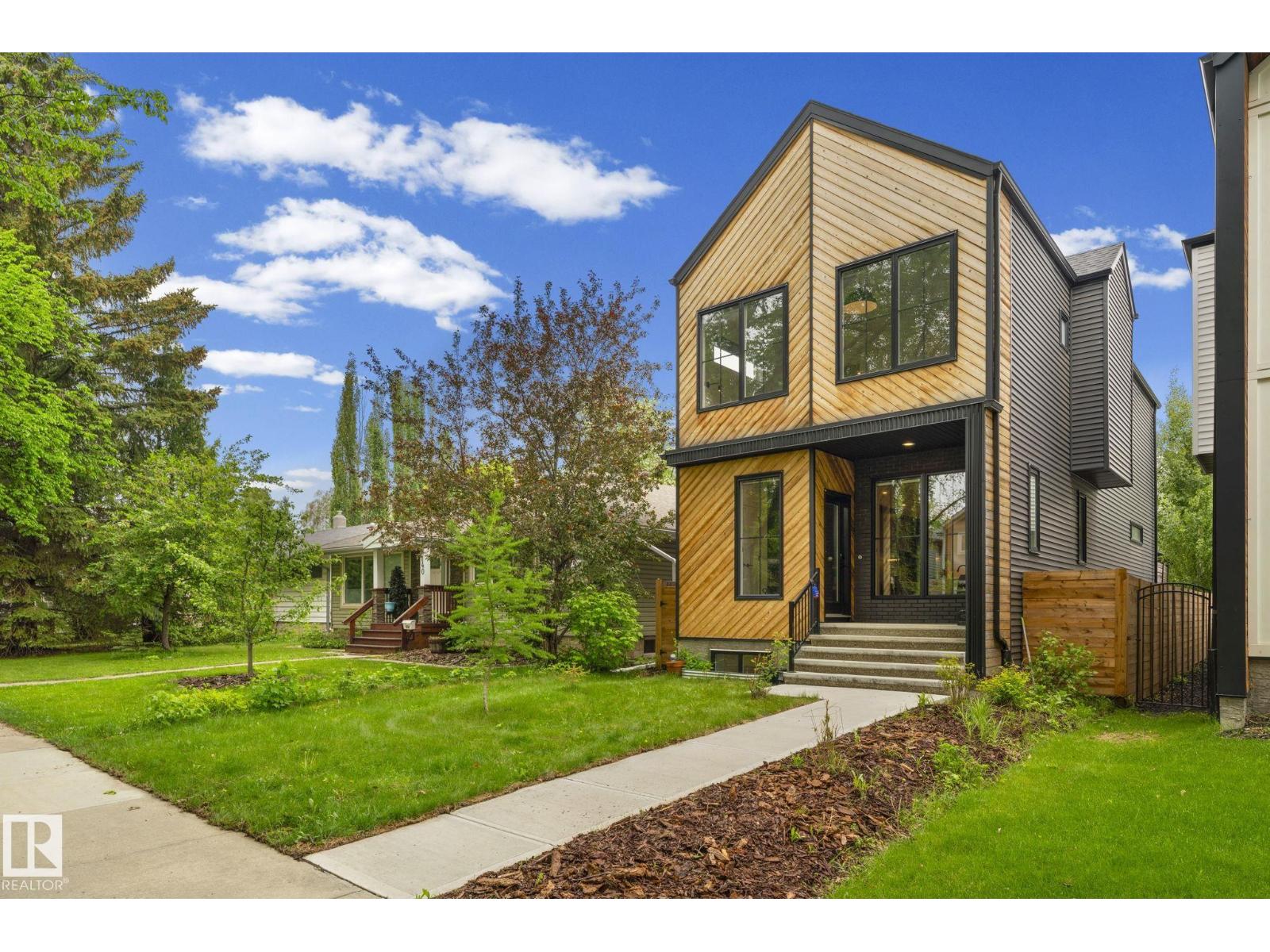 9138 71 AV NW — photo 62