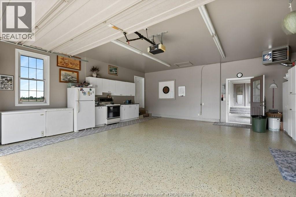 1936 LAKESHORE ROAD 123 - 28