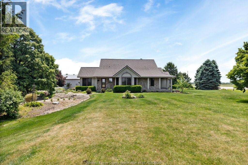 1936 LAKESHORE ROAD 123 - 3