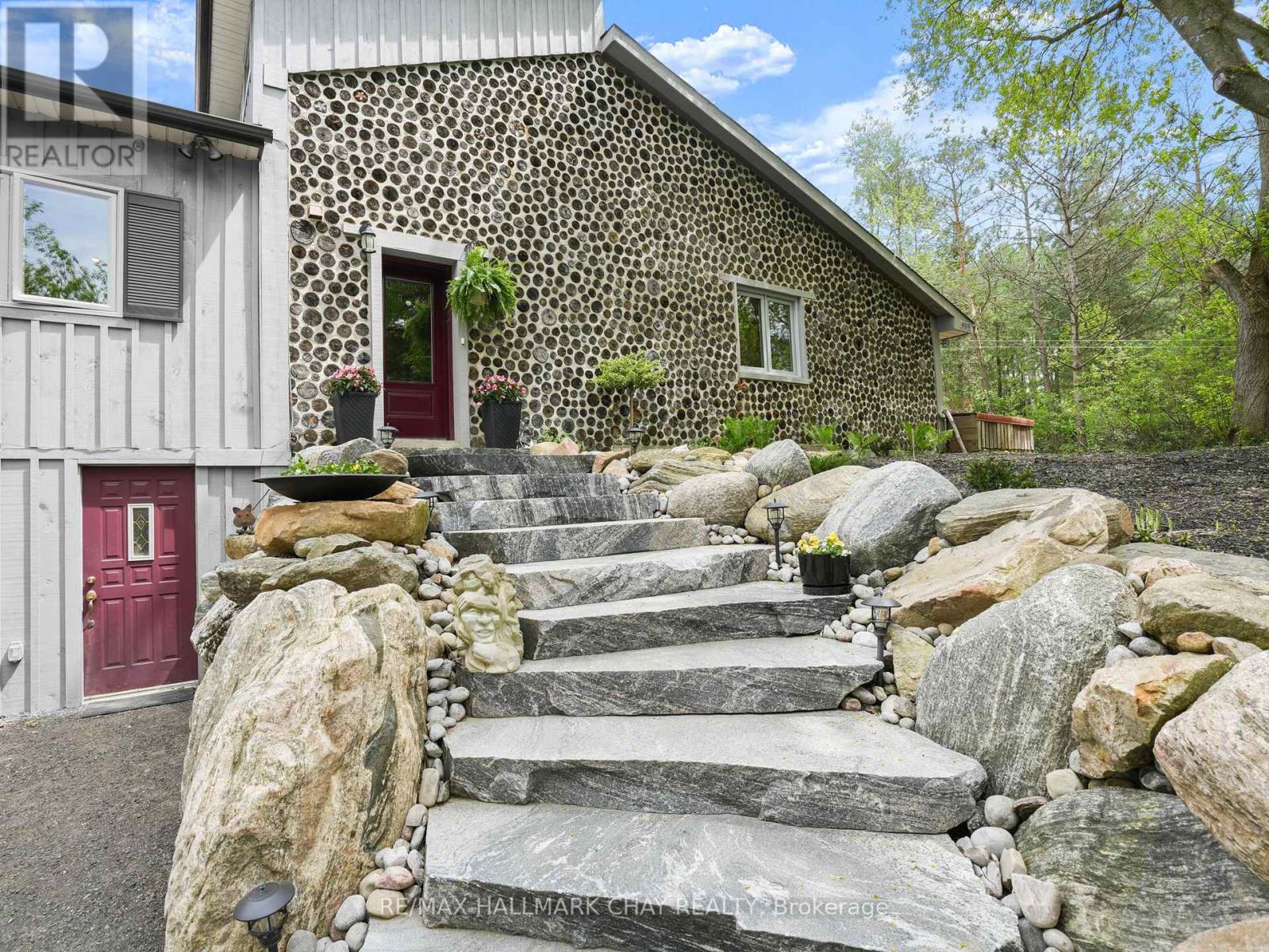 2043 CONCESSION 5 ROAD - 5