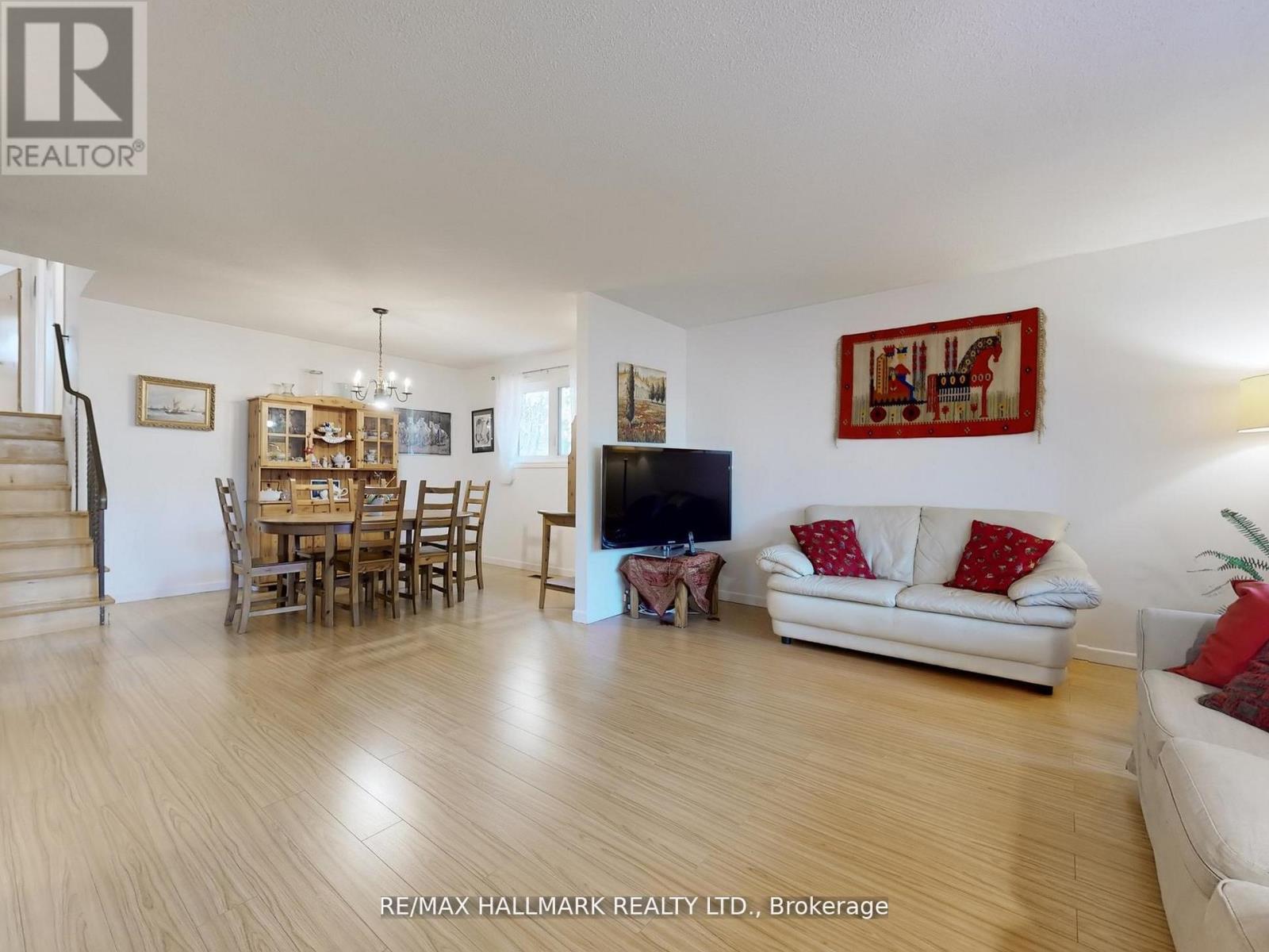 5193 AURORA ROAD - 13