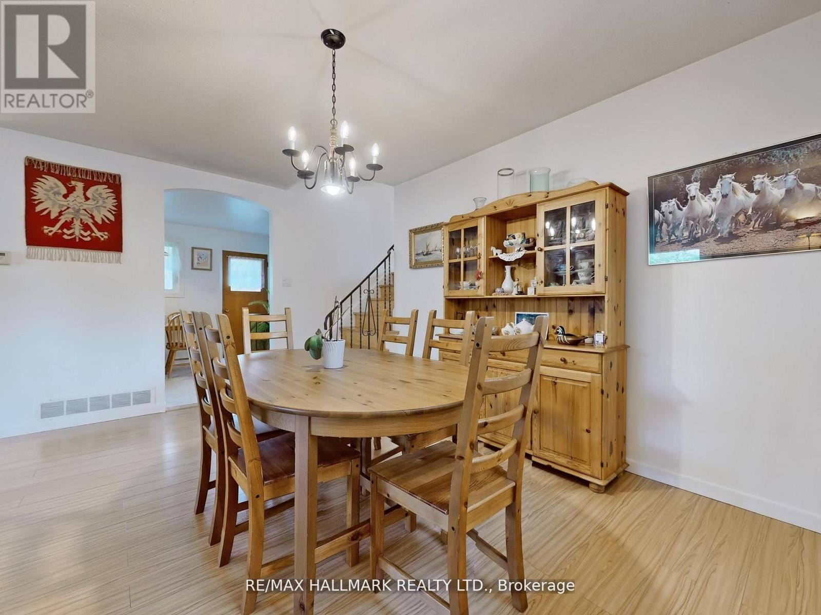 5193 AURORA ROAD - 16