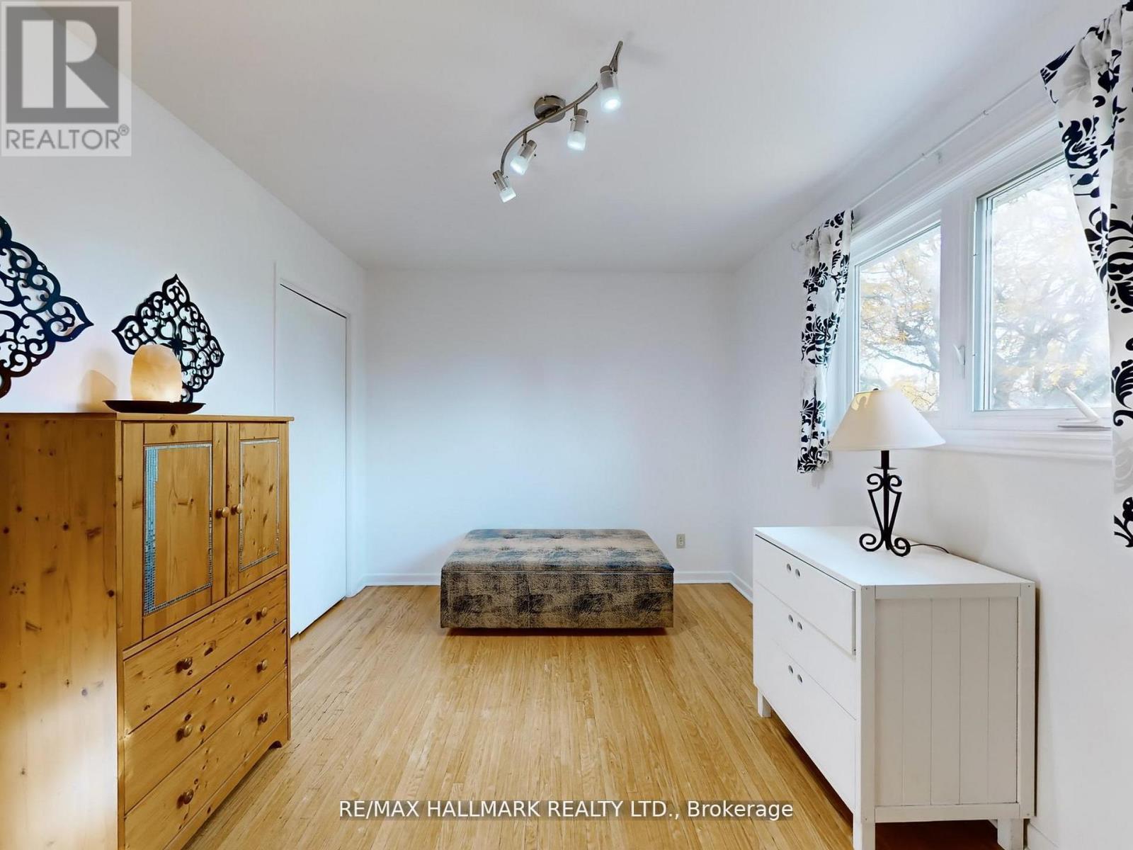 5193 AURORA ROAD - 24