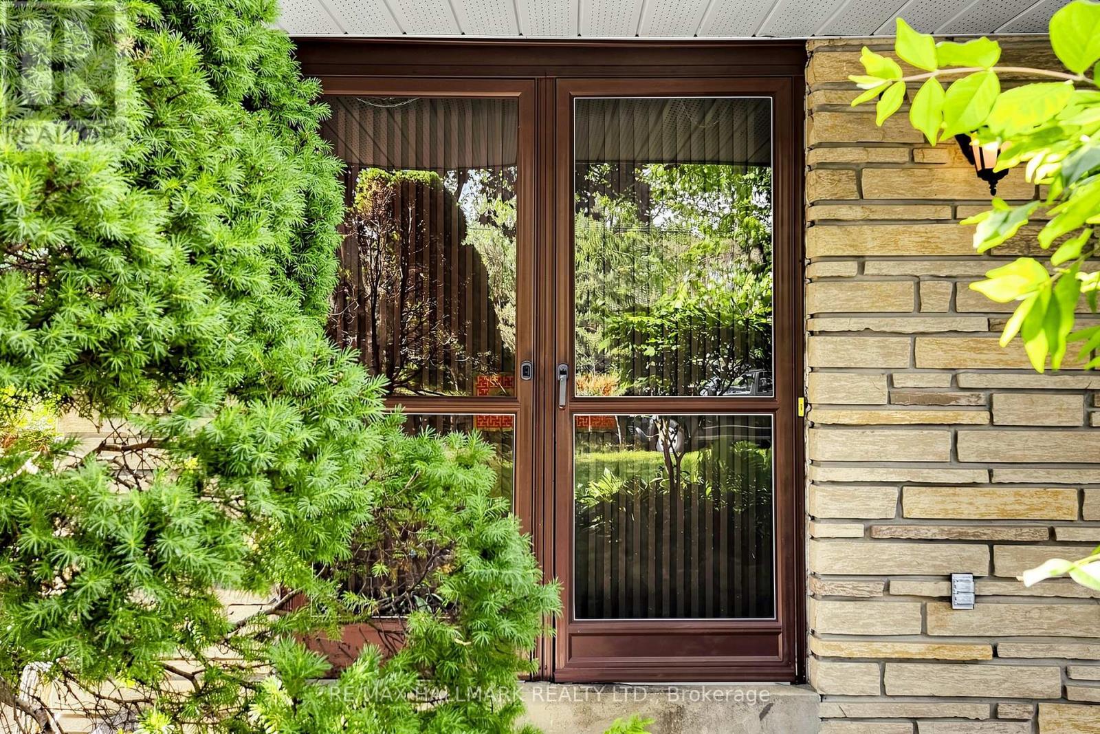 5193 AURORA ROAD - 10