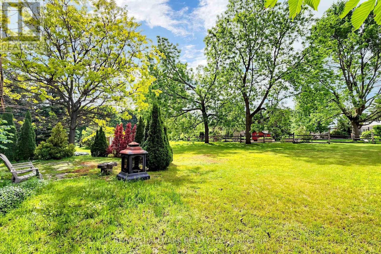 5193 AURORA ROAD - 42