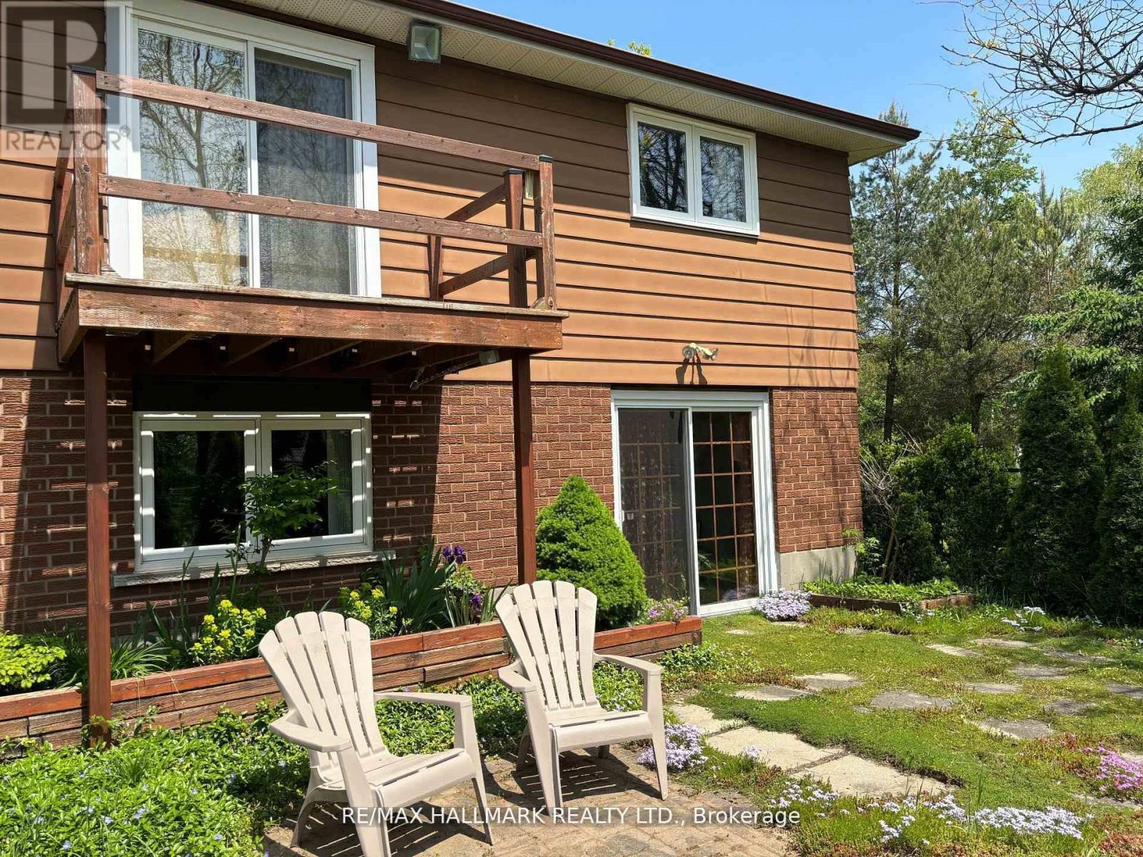 5193 AURORA ROAD - 33