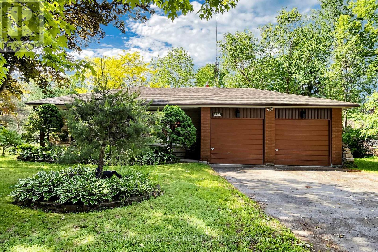 5193 AURORA ROAD - 43