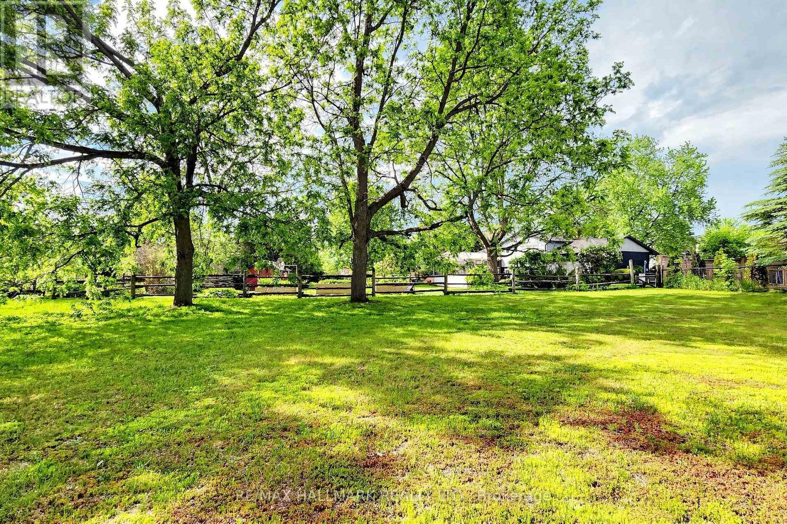 5193 AURORA ROAD - 41