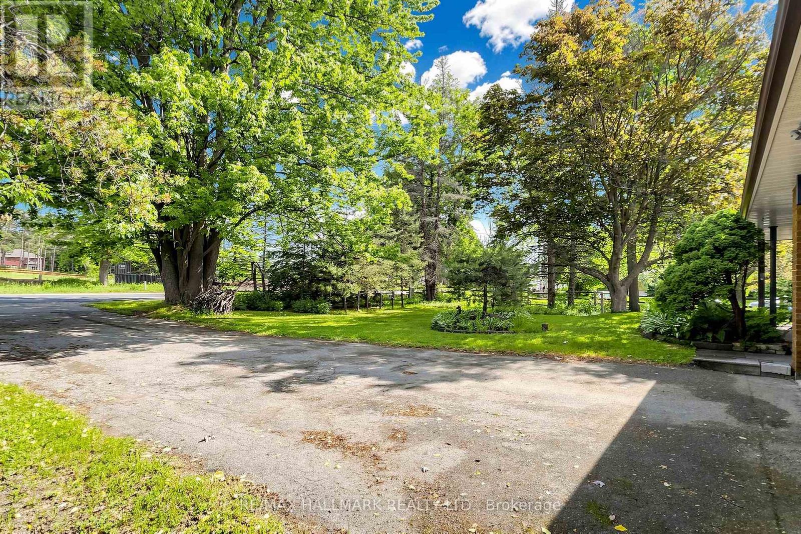 5193 AURORA ROAD - 5